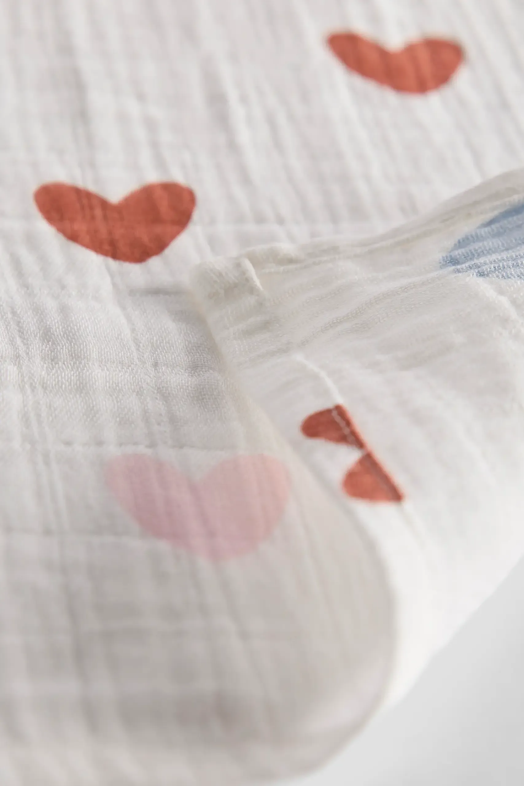 CloudSoft Muslin Towels (Set of 5) - Image 4