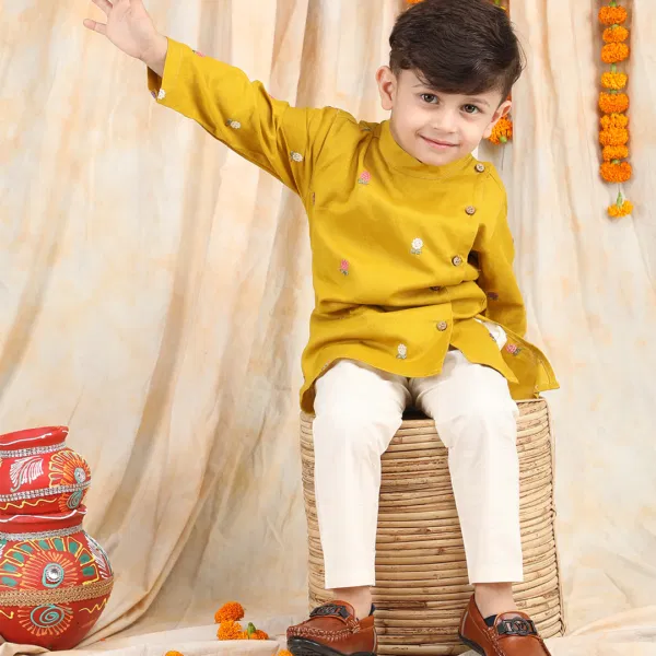 Kesari Veer Kurta Set
